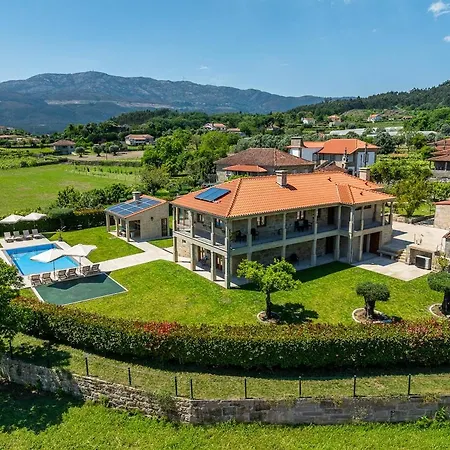 Villa Casa Da Ana - With Private Pool And Garden Moreira do Lima