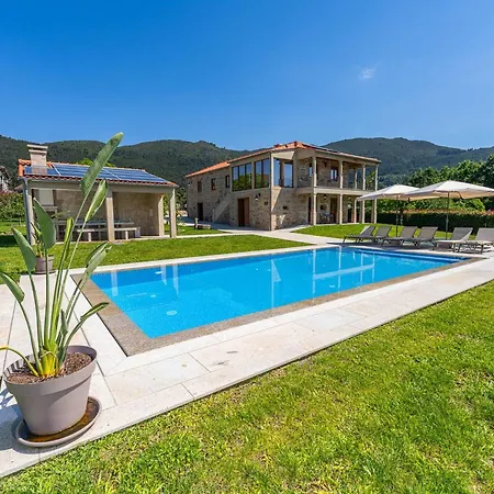 וילה Casa Da Ana - With Private Pool And Garden Moreira do Lima