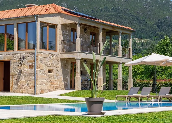 Villa Casa Da Ana - With Private Pool And Garden Moreira do Lima