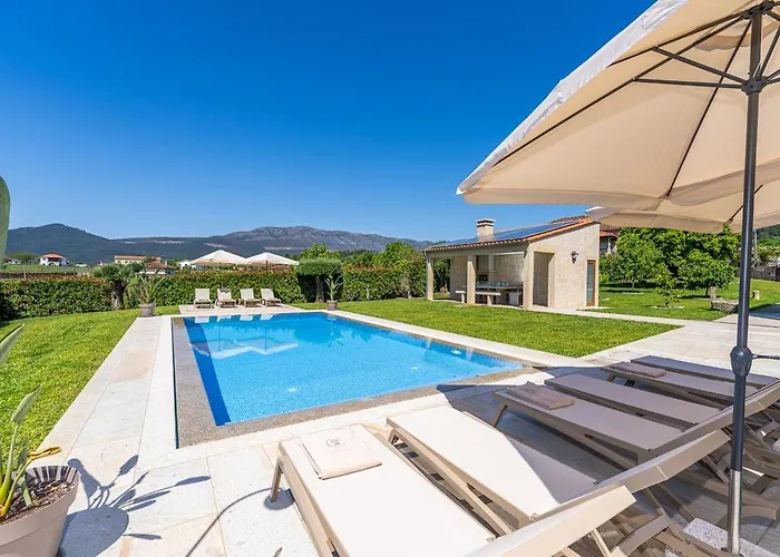 Casa Da Ana - With Private Pool And Garden Villa *