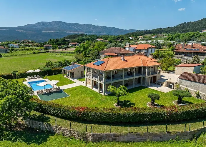 Villa Casa Da Ana - With Private Pool And Garden Moreira do Lima